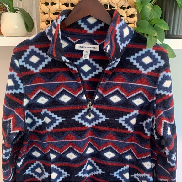 • [Amazon] Aztec 1/4 Zip Fleece • - Picture 2 of 9